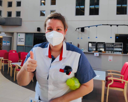 Rotary Geel schonk 1000 gespecialiseerde mondmaskers aan thuisverpleging en woonzorcentra